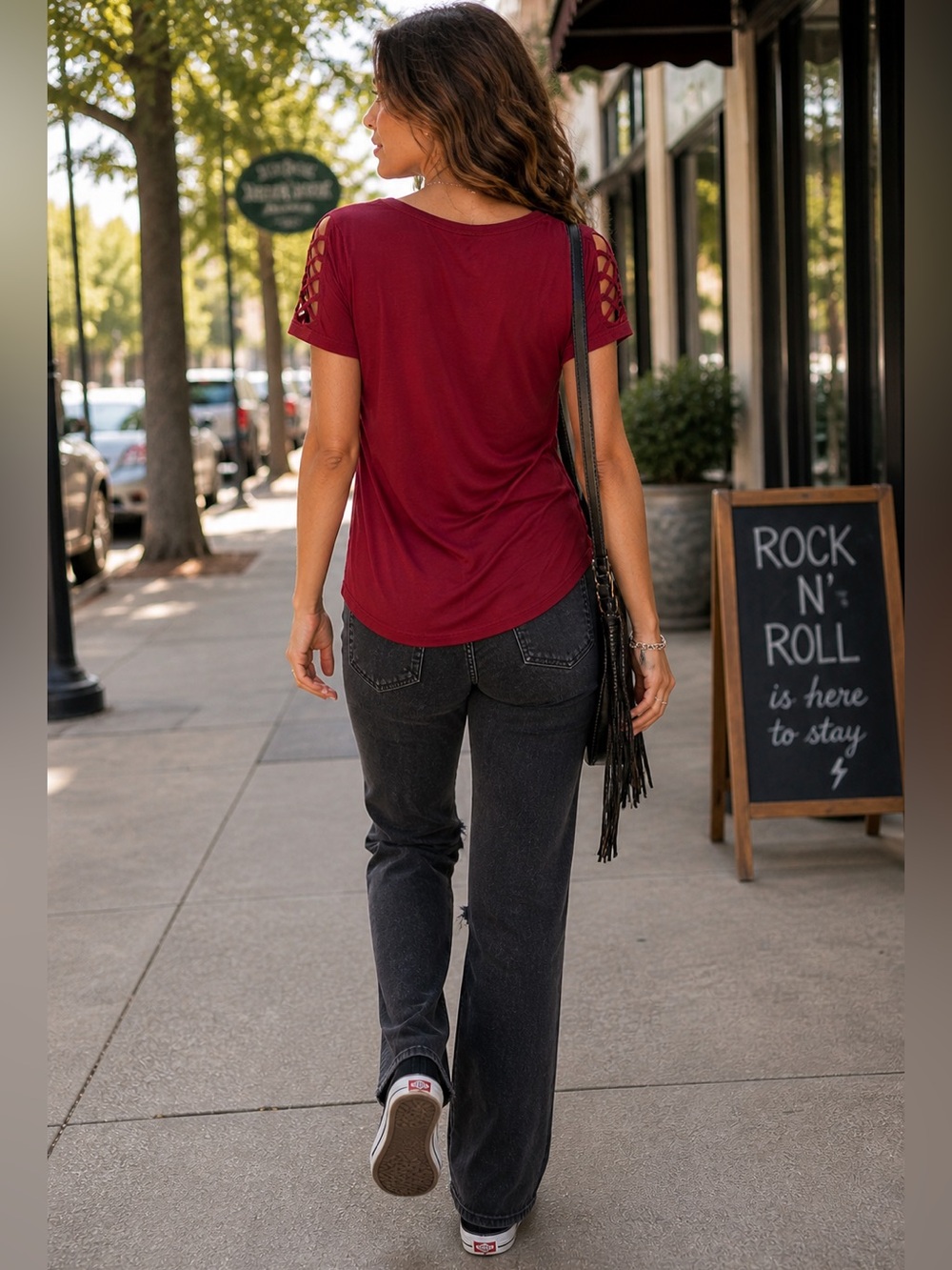 HARD ROCK CAFE Louisville Burgandy Red Graphic Tee Sz M Lattice Sleeve Y2K Rock - Picture 5 of 16